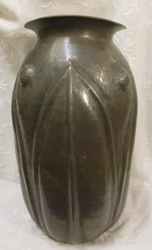 Vase étain art déco - en,