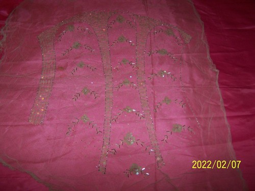 Ancien tulle brodé