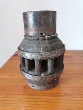 Ancien moyeu de roue de charrette équipé pour servir de lampe 14x22 cm