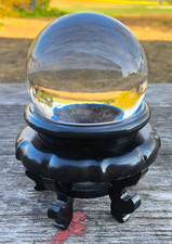 Boule cristal sur - cristal,
