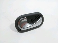 POIGNEE INTERIEURE PORTE AVANT