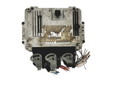 Calculateur 0281010390 9646560180 9644157380 PSA Bosch 17127