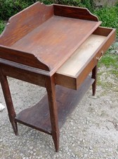 Meuble ancien en bois massif – 1 tiroir + tablette basse – style rustique 