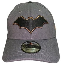 New Era 39THIRTY Ajusté Chapeau Dc Comics Batman Rebirth Logo 80th TAILLE S/M