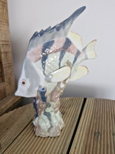 Poisson solifore porcelaine - poisson,