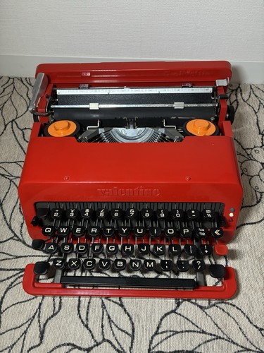Olivetti valentine typewriter - olivetti,