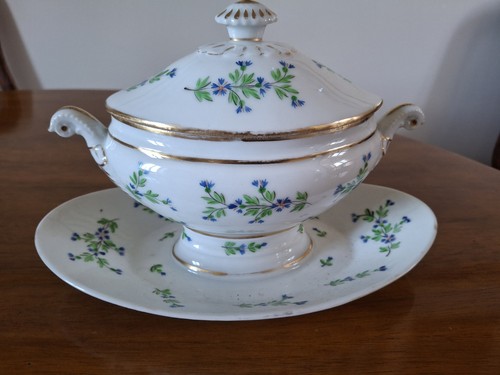Sauciere couverte plateau - a,