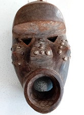 Masque Dan Kran Clouté, Côte