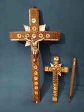 LOT  2 ANCIEN CRUCIFIX MURAL/JERUSALEM/XXé/BOIS NACRE/CHEMIN DE CROIX/H.15 et 27