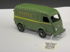 vrai CIJ 3/6 -  RENAULT 1000