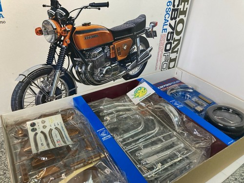Tamiya honda dream cb750 - honda, four
