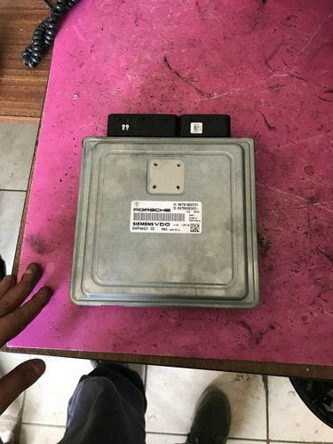 Calculateur moteur porsche - calculateur,