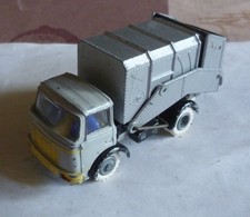 FJ FRANCE JOUETS BERLIET GAK CAMION POUBELLE