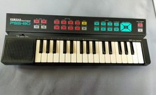 Synthétiseur YAMAHA PSS-80 Portasound synthe Clavier électronique