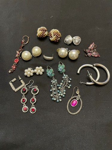 Lot bijoux fantaisie - de,