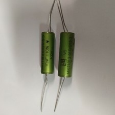 10uF 100V 10% MKT ERO Axial Polyester  Nos    Lot de 2 pcs      (DepF18h3)