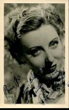 Renée d'YOT PHOTOGRAPHIE sur CARTE  avec  AUTOGRAPHE   