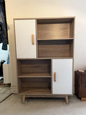 Commode 4 etagere 2 portes blanc et bois