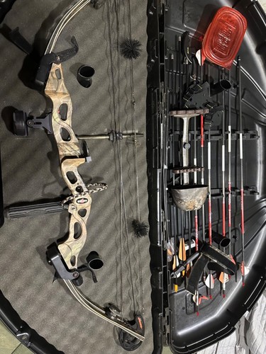 Hoyt 2000 compound bow - 2000,