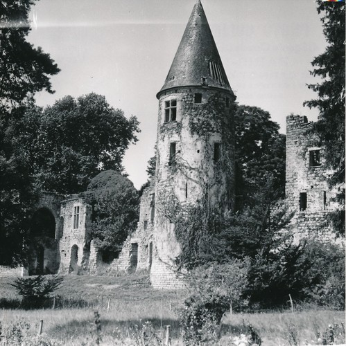 Fontenay trésigny 1951 - c.,