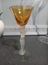 VERRE A LIQUEUR DIGESTIF " CARIATIDE "  circa  1950