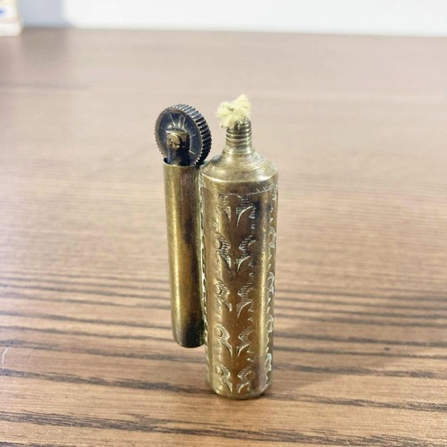 Briquet ancien laiton - ancien,