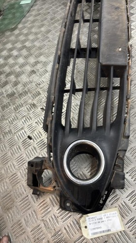 Grille pare choc renault - grille,