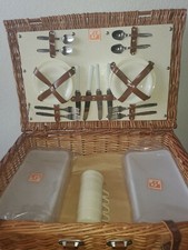 Biltons Wicker Picnic Basket 4