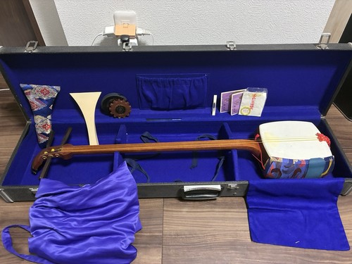 Ensemble étui rigide japonais