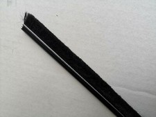 Joint brosse pour porte coulissantes / portes escamotables. 