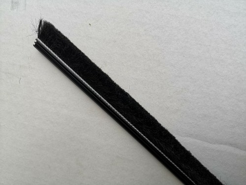 Joint brosse pour porte