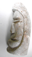 tete tiki sculptée en pierre (steatite ?)