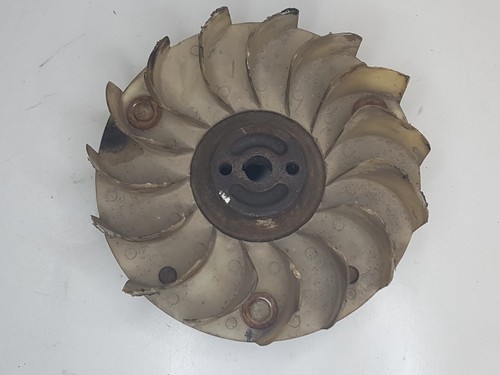 Volant magnetique moteur - volant, de
