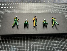 PIT STOP CREWS 1/43 BP