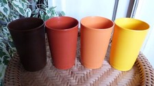Lot de 4 gobelets colorés