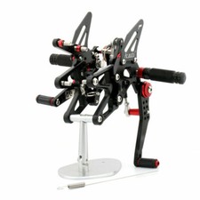 Repose pieds commandes