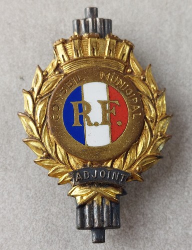 Ancienne insigne broche - ancienne,