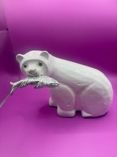 Jolie sculpture en bois d'un