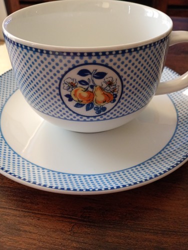 Tasse dejeuner et - à,