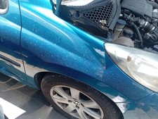 Aile Avant Droit pour PEUGEOT