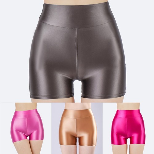 Short soyeux brillant style