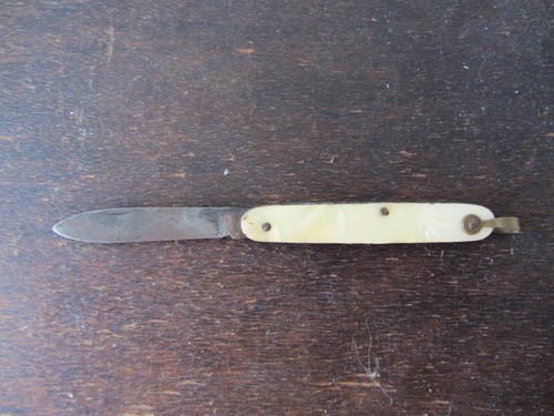 Petit canif manche nacré - , 1950