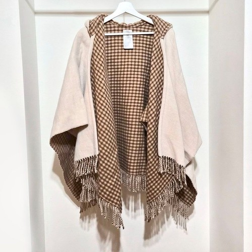 Fendi poncho capuche - à, en
