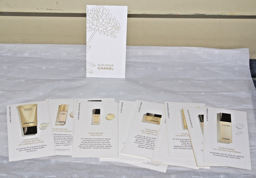 Chanel carte pour - carte, presenter