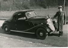 VERSAILLES c. 1937 - 2 Photos Automobiles Renault Primaquatre Coupé - P 2340