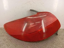 Feu arriere principal gauche