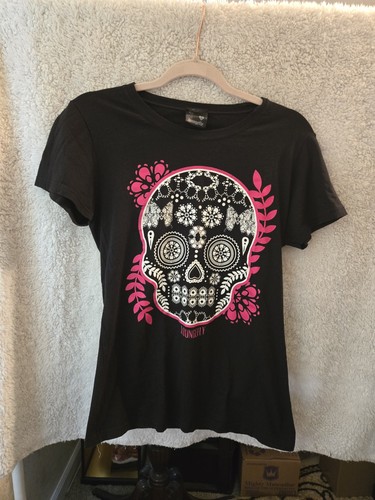 Loungefly tee shirt - loungefly,