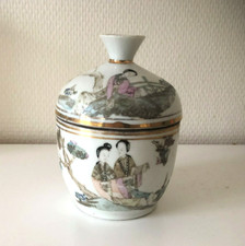 ancien pot couvert en porcelaine de Chine signé Gingembre Sucrier Chinois 13 cm