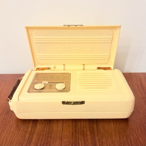 Radio vintage incar - radio, vz523