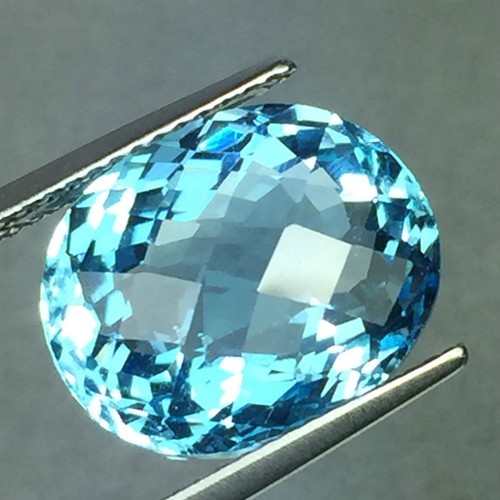 Topaze bleu facettes coupe - topaze,